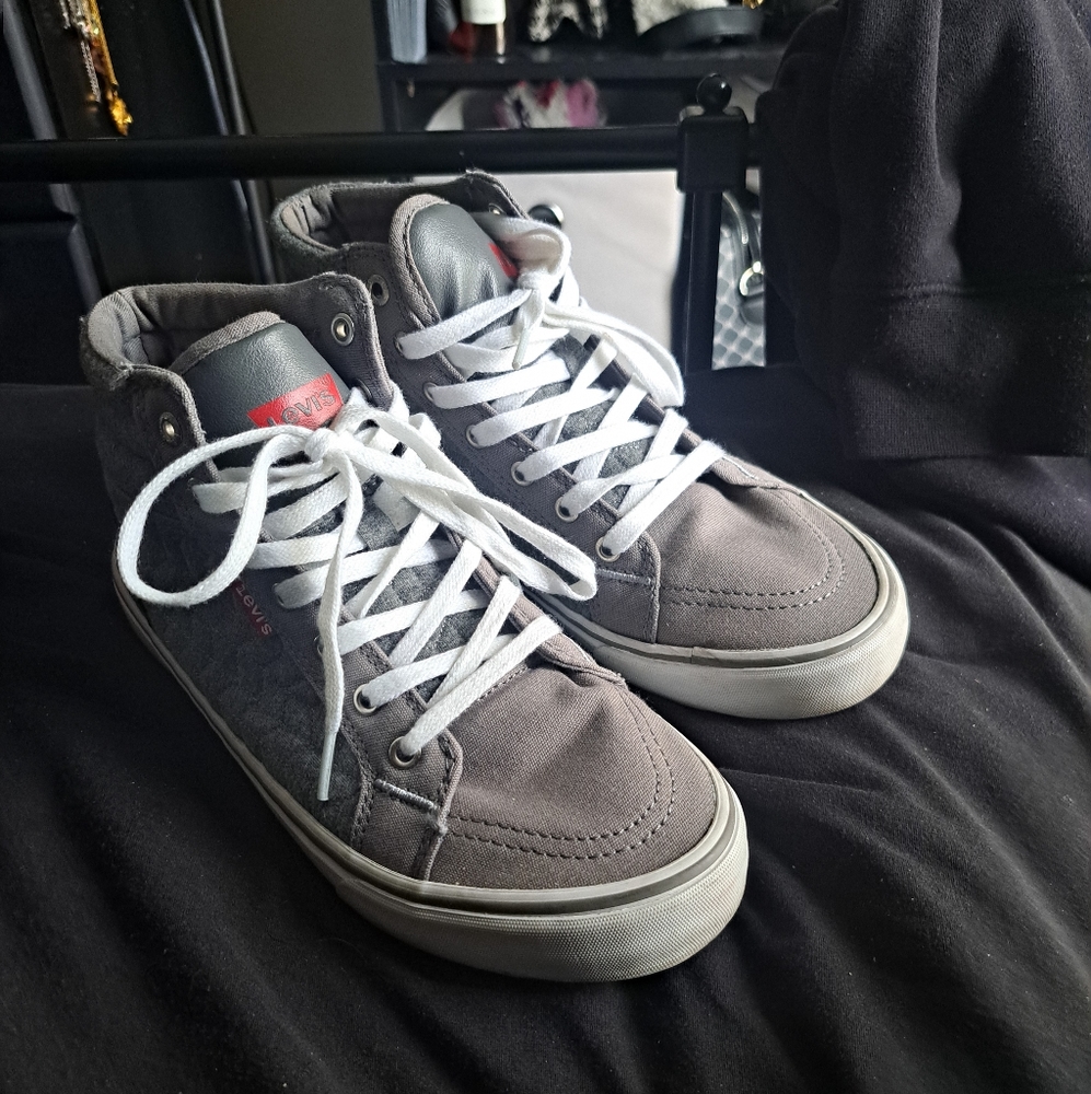 Womens grey Levi high top shoes